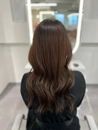 ロング Elsa the leap元町店所属・Elsa アヤカのヘアスタイル