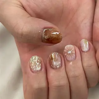 ネイル アトリエ　ミモザ所属・いまむら あかりのネイルデザイン