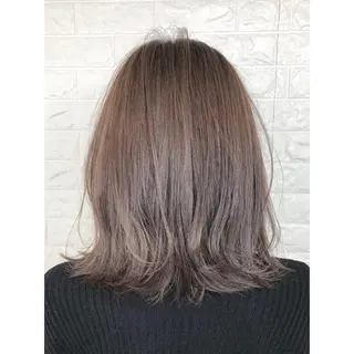 ミディアム カラー KIZU 髪質改善 怪談を語る美容師のヘアスタイル