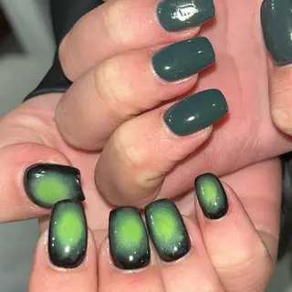 ネイル 🪐富島彩夏 /海外nail🪐のネイルデザイン