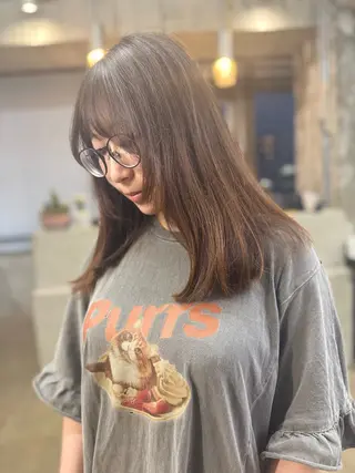 セミロング サワムラ ソナタのヘアスタイル