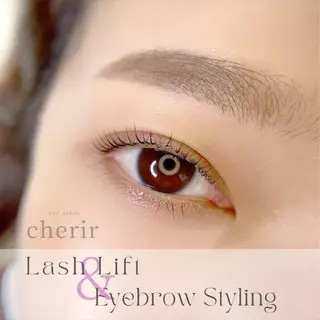 マツエク・マツパ eyedesign salon　cherir  シェリール所属・eye design cherirの眉毛・アイブロウイメージ