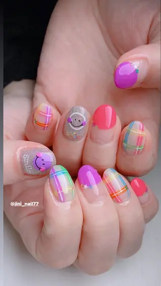 ネイル JINI NAIL所属・ジニ ネイルのネイルデザイン