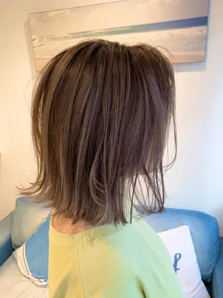 ミディアム 渋谷ハイトーン/ デザインカラー阿部のヘアスタイル