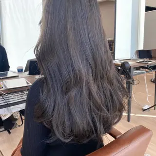 ロング カラー レイヤー/顔周り /透明感🩶高橋大のヘアスタイル