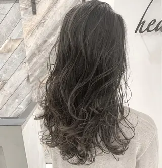 ミディアム カラー リピート率No.1✨ ユウキのヘアスタイル