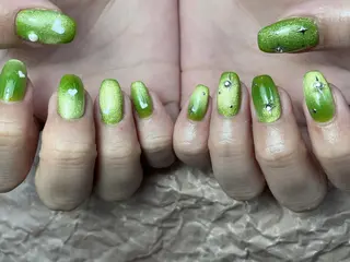 ネイル ToliyDeliy Nail Salonのネイルデザイン