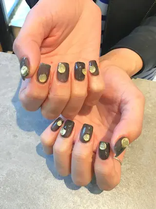 ネイル Nest 岩崎のネイルデザイン