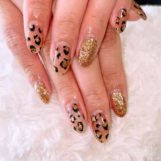 ネイル The Best Beauty受付担当のヘアスタイル