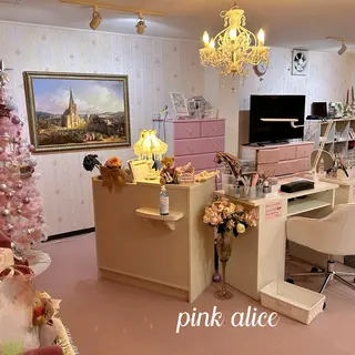 nail salon Pink Aliceのネイルデザイン