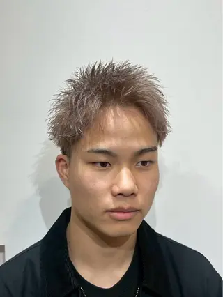ショート カラー メンズ 青木 真裟斗のヘアスタイル