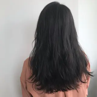 ロング ベージュカラー🤎 鈴木サトミのヘアスタイル