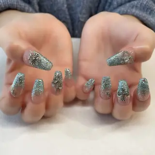 ネイル 💎🐰 saki. m 🐰💎のネイルデザイン