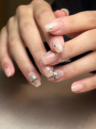 ネイル καρδιά -ｶﾙﾃﾞｨｱ-のネイルデザイン