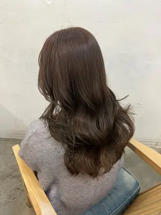 セミロング カラー ヘアアレンジ hazuki🐈‍⬛ 透明感カラーのヘアスタイル