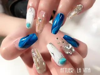 ネイル atelier la vita所属・lavita. mimuraのネイルデザイン