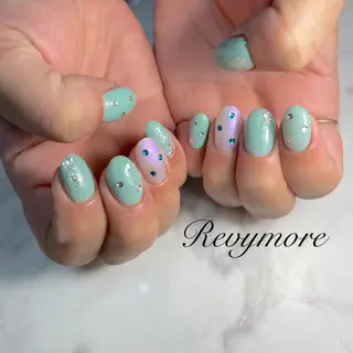 ネイル nail salon Revymore所属・nail salon Revymoreのネイルデザイン
