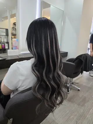 ロング SHINJI /グランディール店長のヘアスタイル