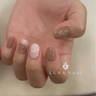 ネイル アトリエ　ミモザ所属・いまむら あかりのネイルデザイン