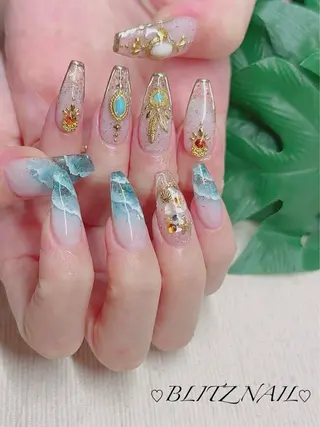 ネイル BLITZ Nail 岩田💅🏻✨のネイルデザイン