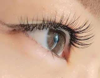 マツエク・マツパ アイデザイナー Key(ケイ)の眉毛・アイブロウイメージ