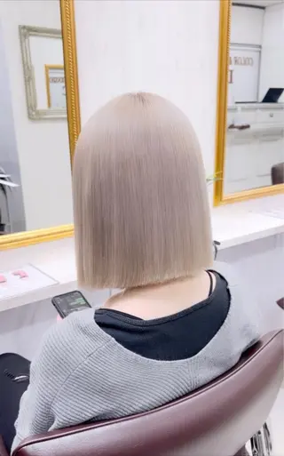 ショート D.C 池袋所属・TAKATO ✨ハイトーン✨のヘアスタイル