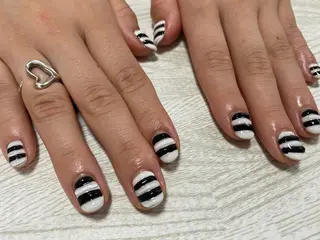 ネイル Ulu  Nail 🌱MOMOKAのネイルデザイン