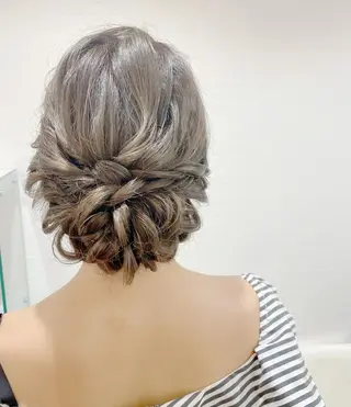 ヘアアレンジ GRANLUSSO 〜グランルッソ駅前店所属・木口 嘉美のヘアスタイル