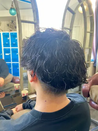 ショート パーマ メンズ カットパーマ✂️ 小坂田玲亜のヘアスタイル