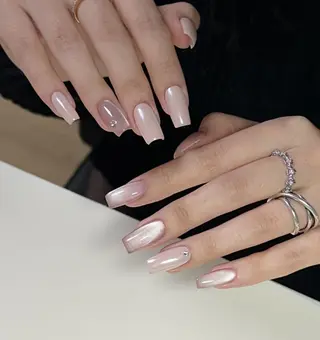 ネイル Pure&Rich Nailのネイルデザイン