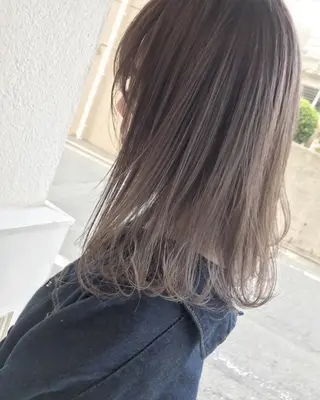 ミディアム Musiiik hairのヘアスタイル