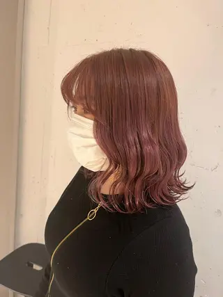 ミディアム カラー カジュアルを女っぽく 𝗮𝘆𝗮𝗰𝗼のヘアスタイル