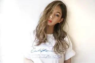 セミロング カラー ヘアアレンジ WATARU🔥／ 外国人風ハイライトのヘアスタイル