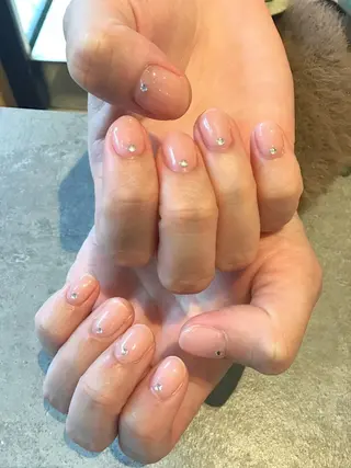 ネイル Nest 岩崎のネイルデザイン