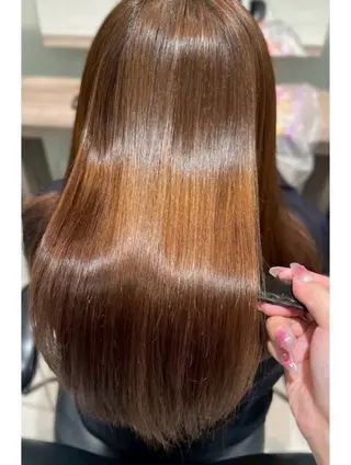 セミロング EARTH／M稲毛店所属・KATO NATSUMIのヘアスタイル