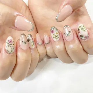 ネイル Minami 🍓のネイルデザイン