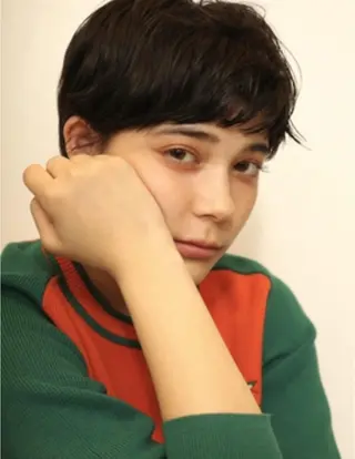 ショート カラー ボブ／レイヤー／艶 🦕risa  森下のヘアスタイル