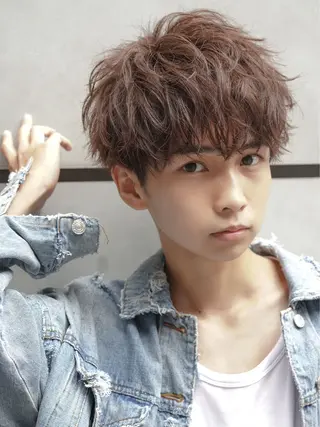 ミディアム ⭐️メンズ特化⭐️ パーマ　カラーのヘアスタイル