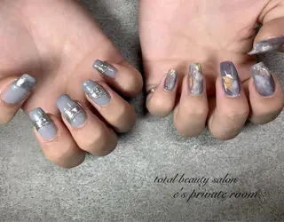 ネイル LAVISH nail salonのネイルデザイン