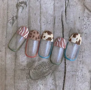 ネイル ヤマダ サクラのヘアスタイル