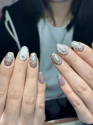 ネイル AngelChris ビューティーサロンのネイルデザイン