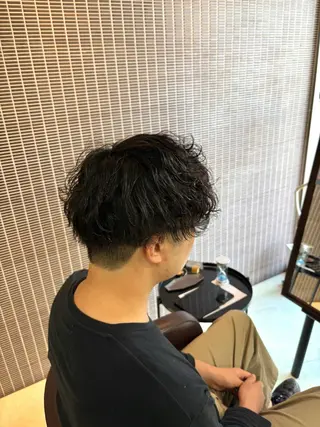 パーマ 天野 妃菜のヘアスタイル