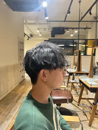 ショート メンズ メンズカット/センタ ーパート /マミヤのヘアスタイル