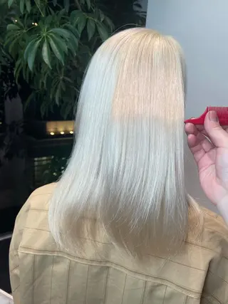 ロング カラー stair:case 武蔵小杉店所属・艶カラーリスト 牛込萌香のヘアスタイル