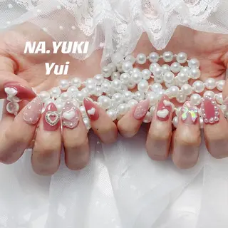 ネイル 🦋 Queenieのネイルデザイン