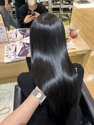 ロング 松岡 ひなののヘアスタイル