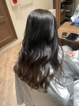 ロング シモカワ マシロのヘアスタイル