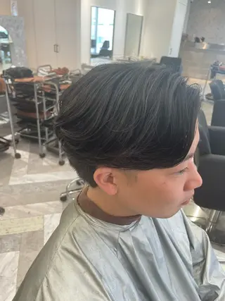 ミディアム メンズ パーマ&ブリーチ /飯牟田/GEAR.のヘアスタイル