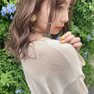 ミディアム カラー ヘアアレンジ 外苑前NO.1艶髪 透明感カラーのヘアスタイル