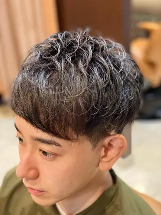 ショート 佐々木 宥人のヘアスタイル